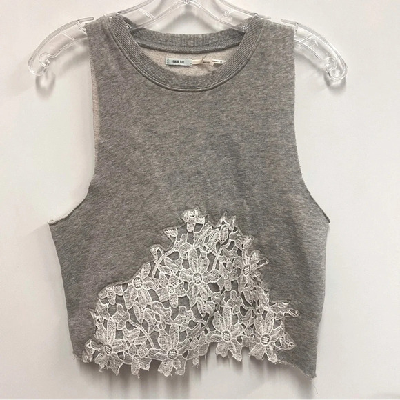 Kimchi Blue for Urban Outfitters Gray Lace Detail Crop Tank Top Size Small - Picture 1 of 6